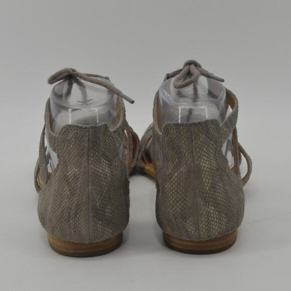 Born Womens Leather Sandals CBHB17 Size 8 Brown Embossed - Picture 7 of 13